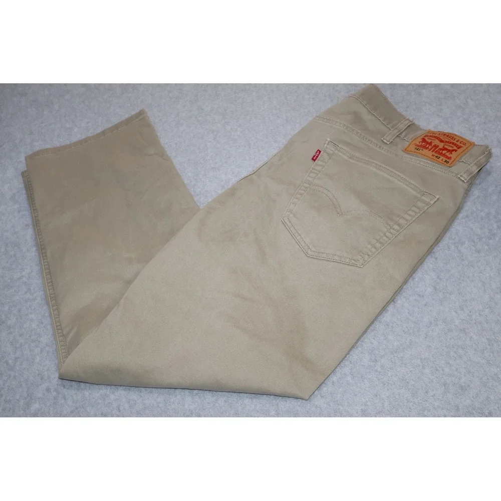 Levi Strauss & Co 541 Athletic Taper Mens 42x28 Tan Chino Pants 18181-0532